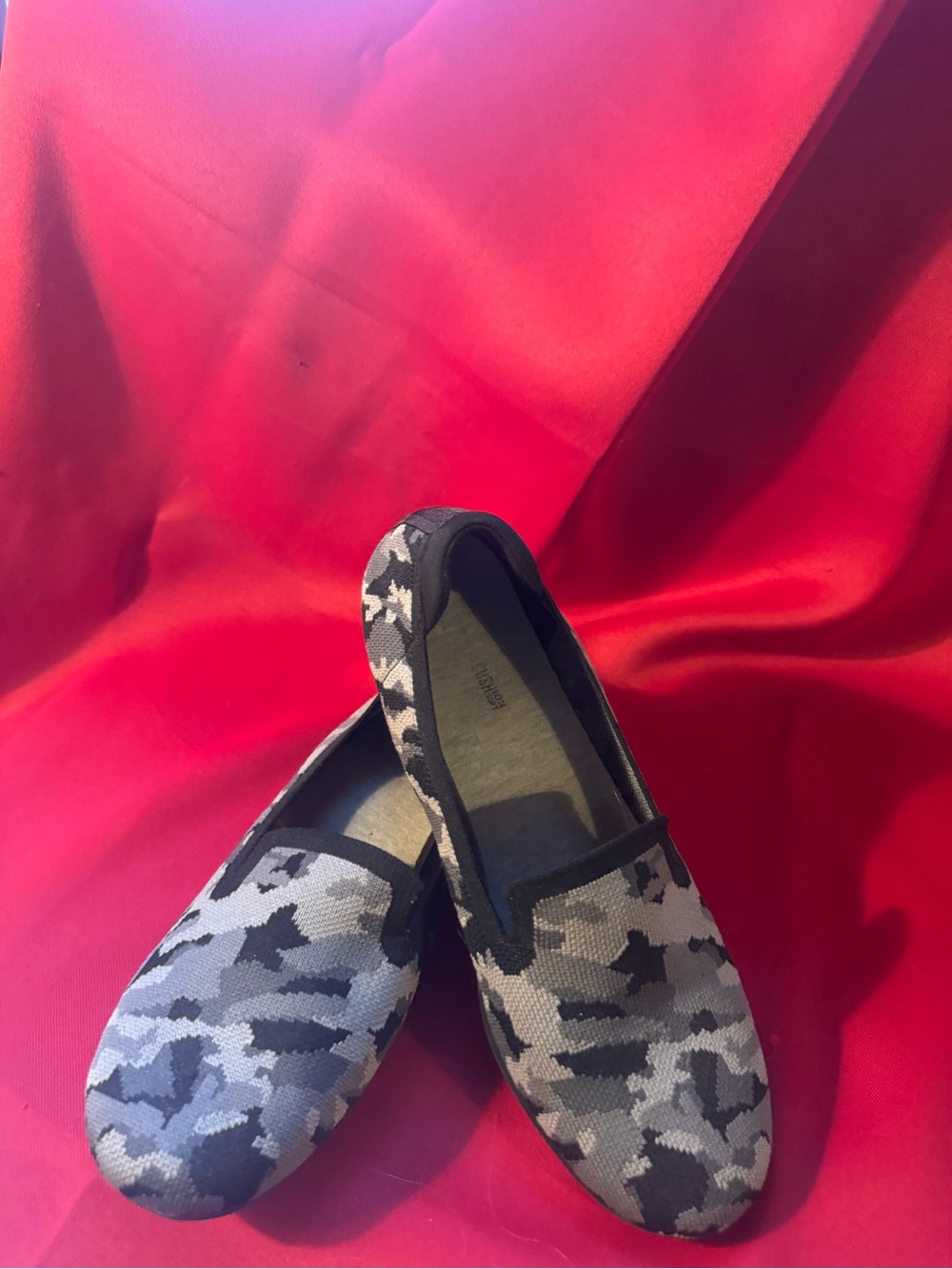 Clarks Women's Camo Slip-On Flats - Black & Gray